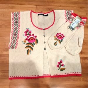 Gudrun Sjoden Mora Vest with Matching Gloves